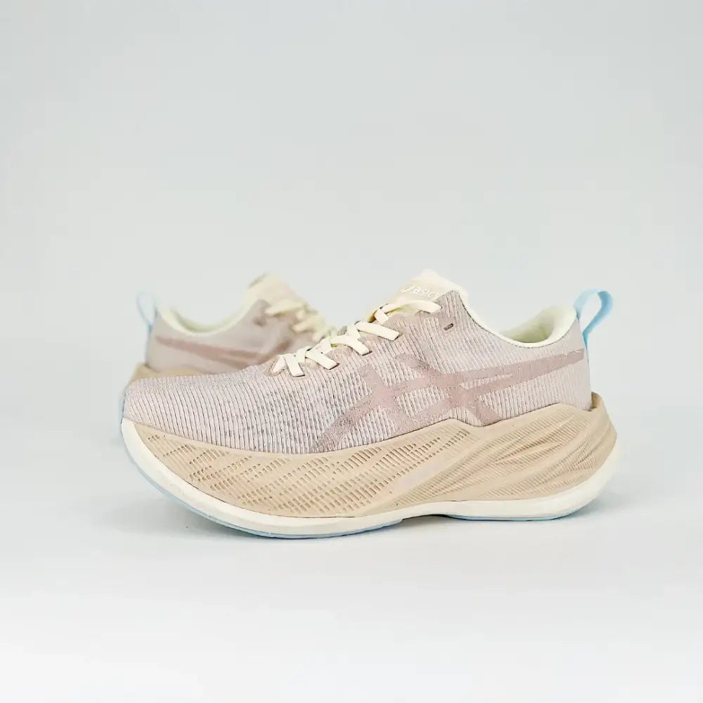 Asics Superblast أسيكس سوبربلاست بيج